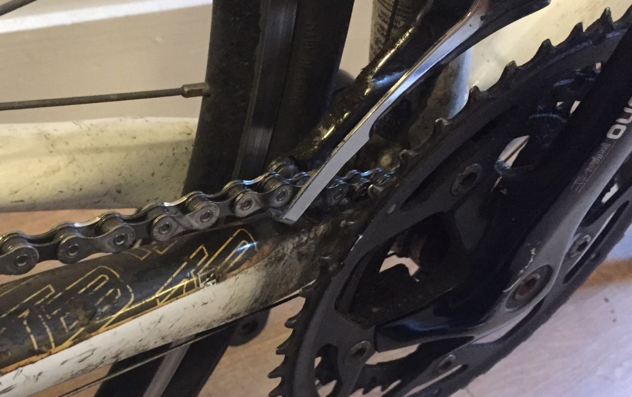 How To Put A Bike Chain Back On In 4 Steps With Pictures 