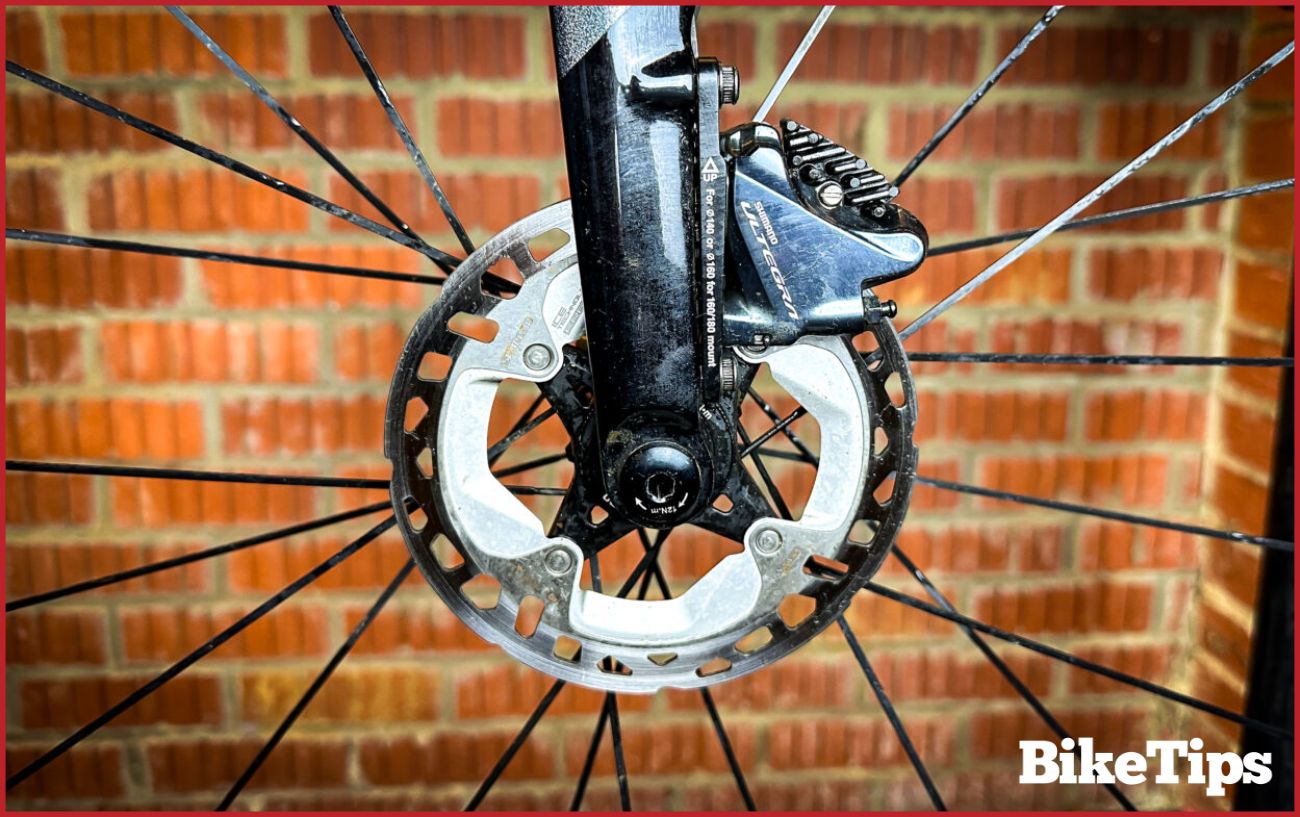 Replace brake pads online mountain bike