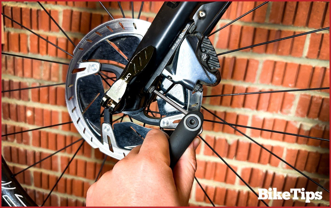 Adjusting shimano hydraulic store disc brakes