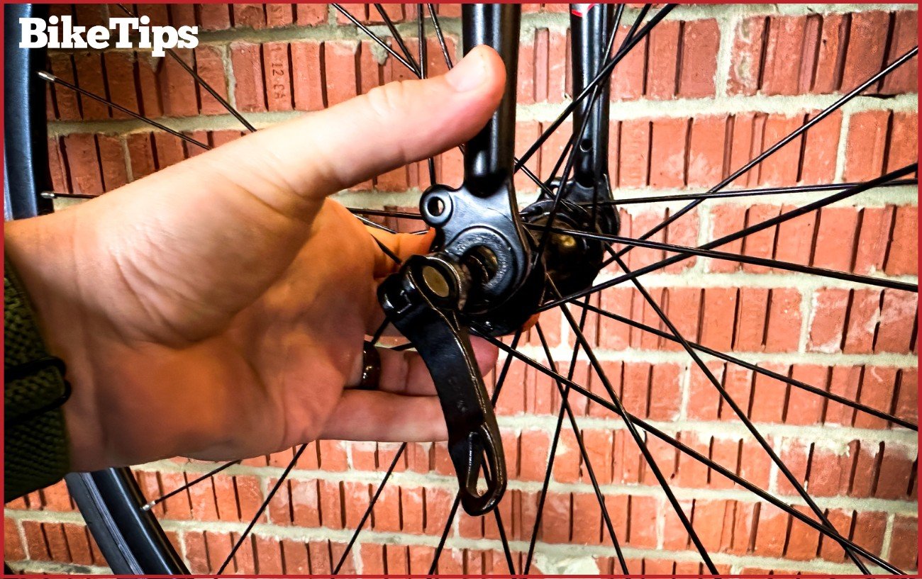 Carrera bike store front wheel removal