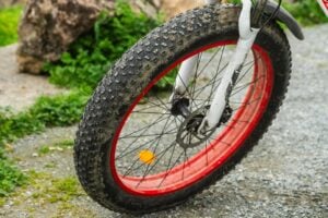 Homepage 13 32-Inch Gravel Wheels: The Biggest Bike Tech Story of 2026 Explained