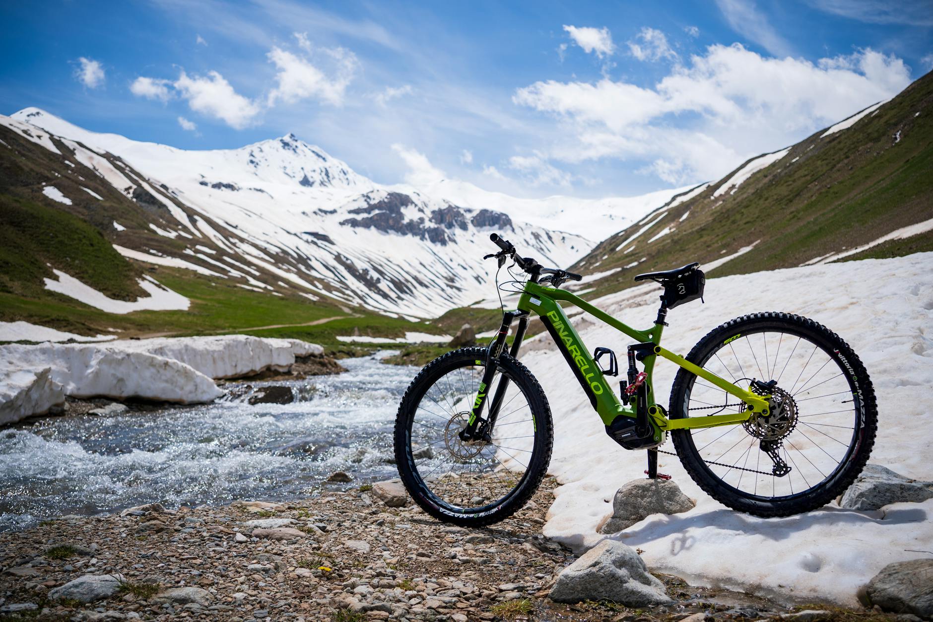 News 207 Pinarello Launches Complete F-Series Overhaul: Dogma DNA From $3,000