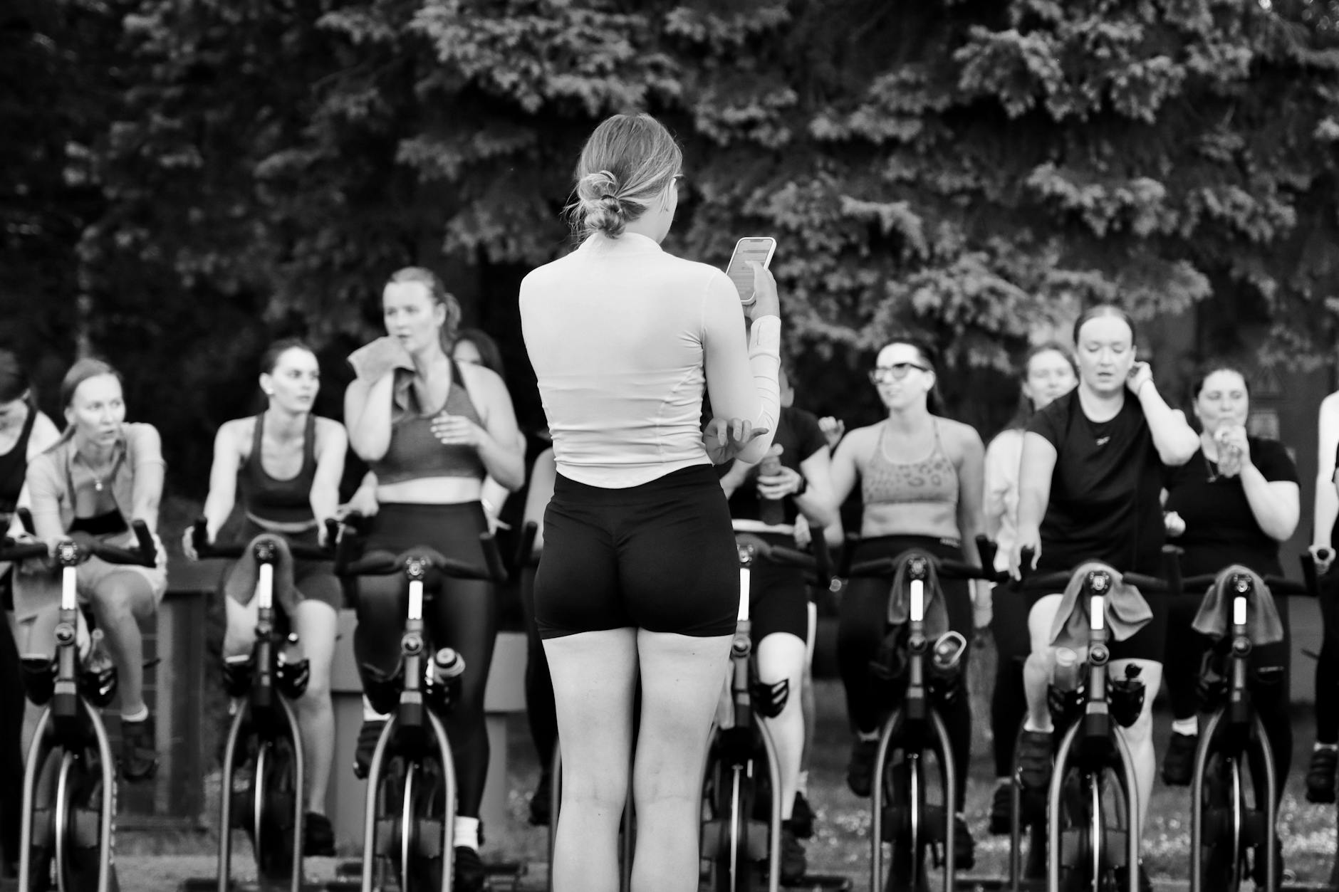 Manuel Castillo 25 Women's Cycling Communities and Group Rides: How to Find Your People