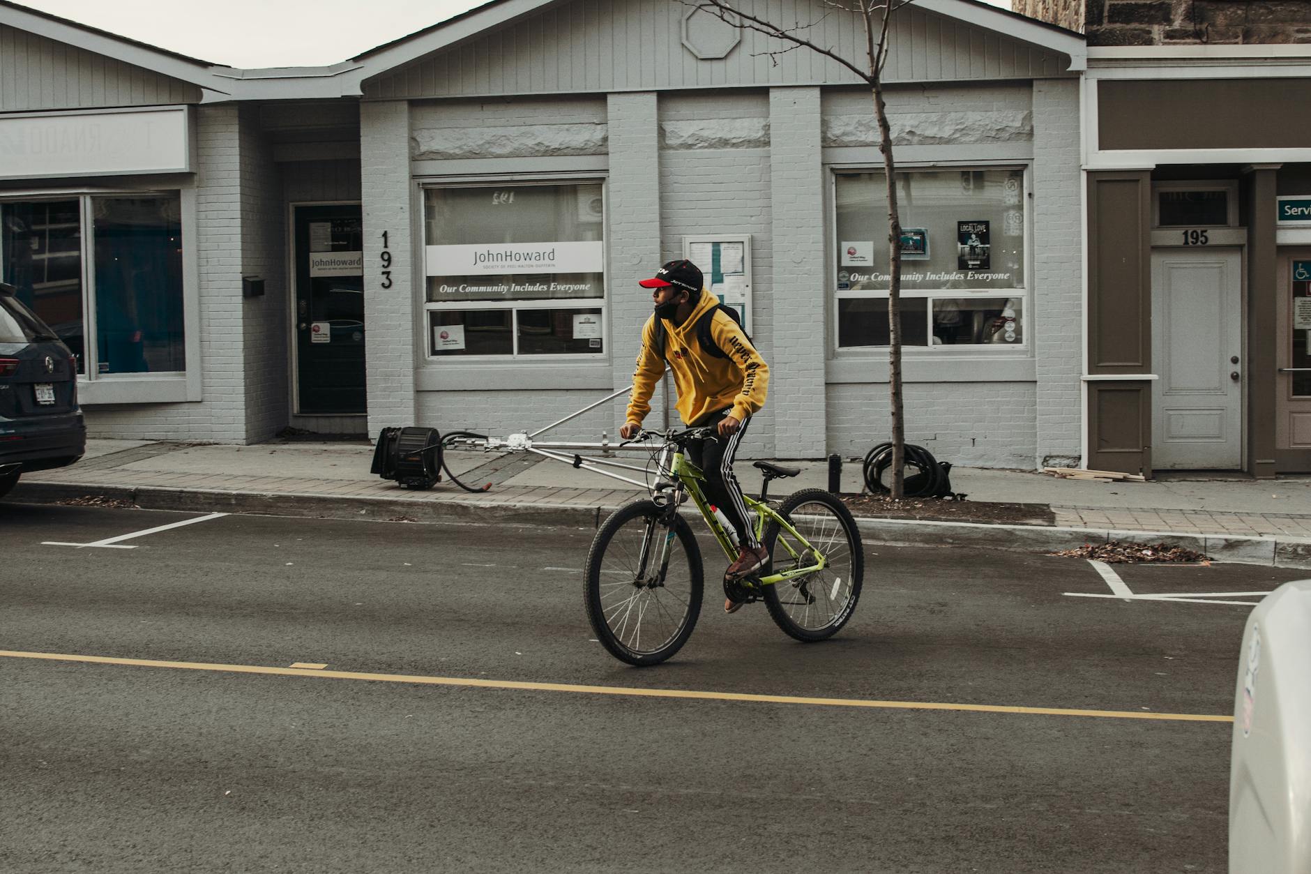 Amber Sayer 7 E-Bike Commuting: A Complete Guide to Riding to Work