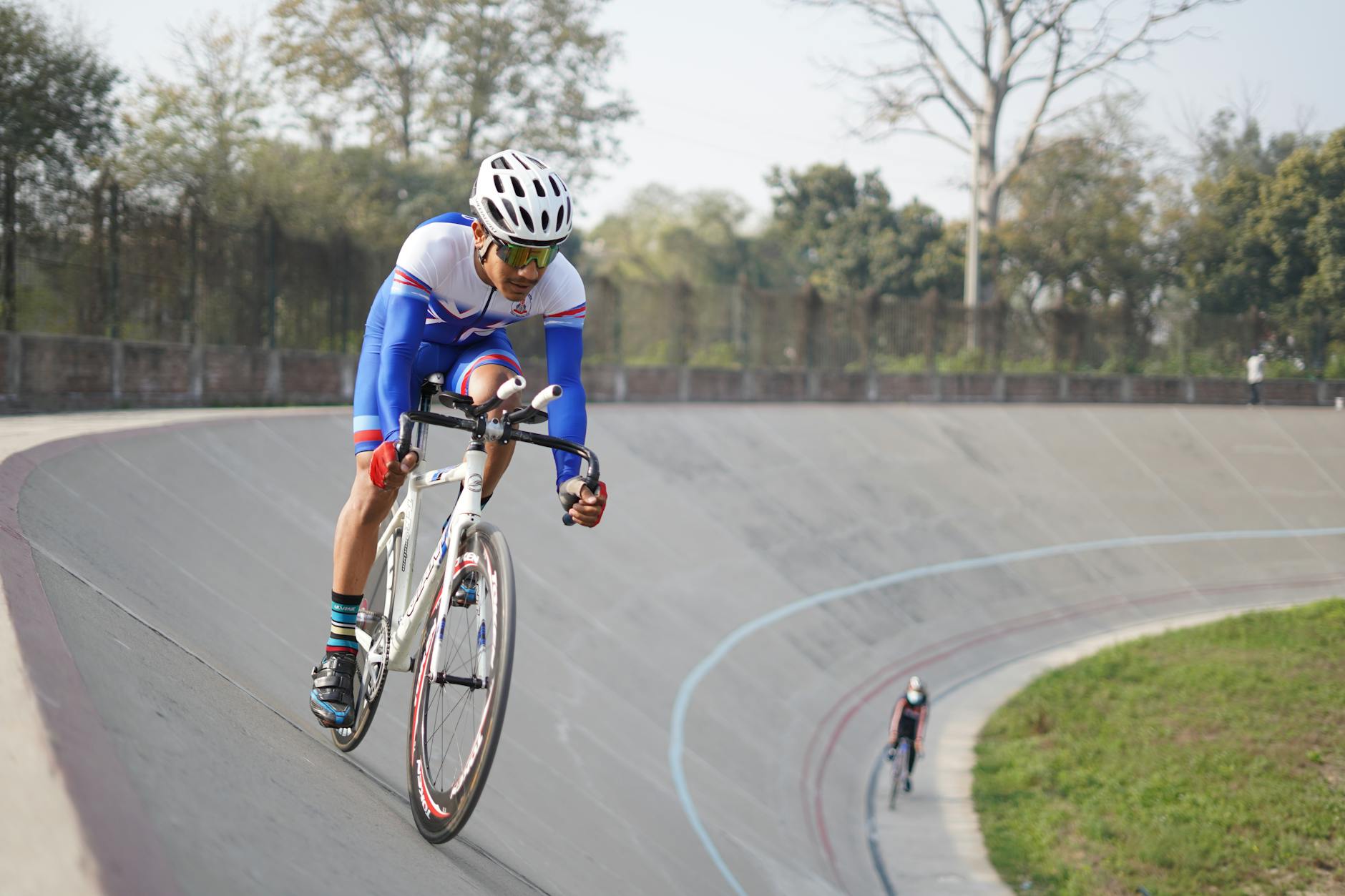 Felix Hewitt 17 Zone 2 Training for Cyclists: The Complete Science-Backed Guide